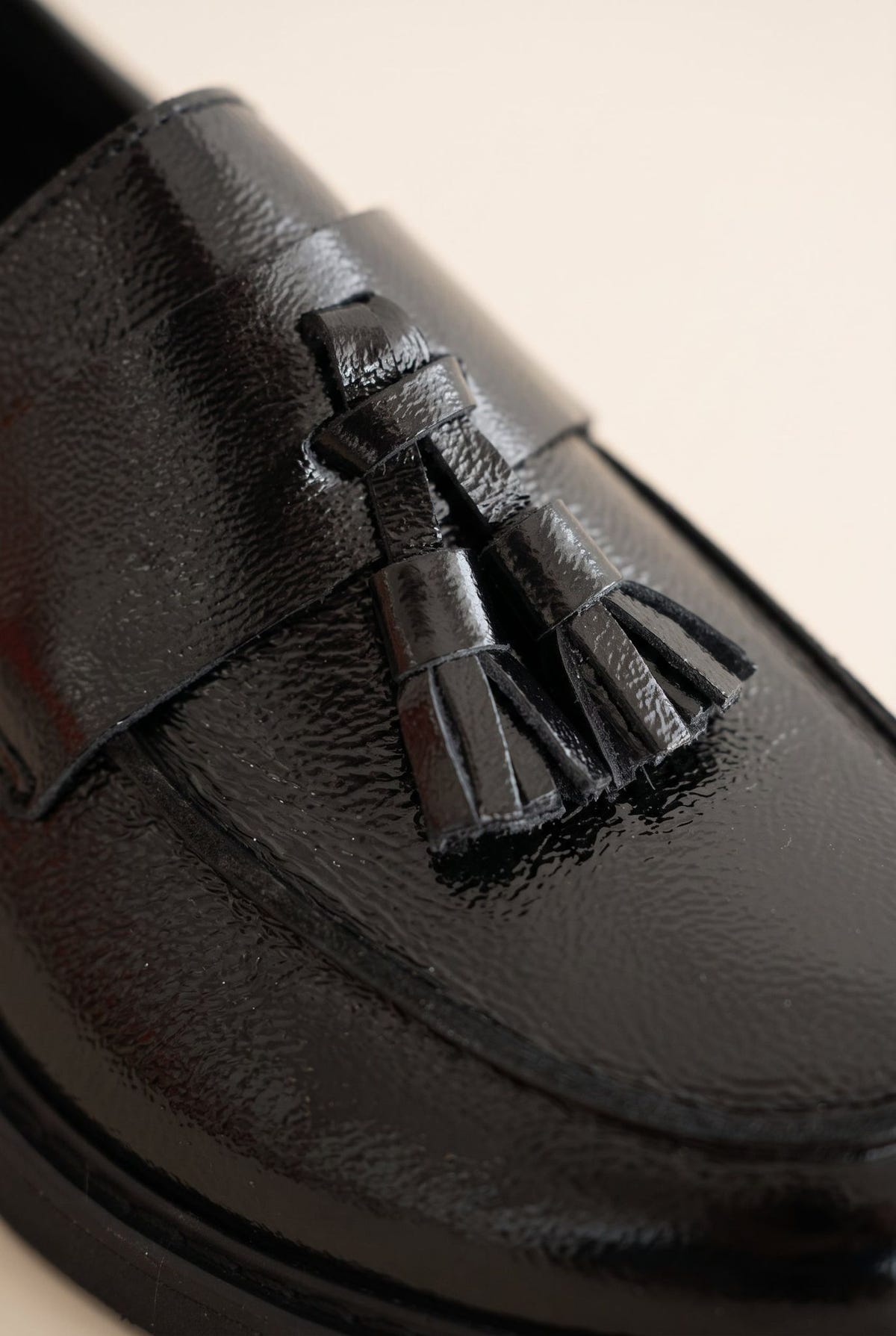 Loafers Fringe Detail - Black Patent