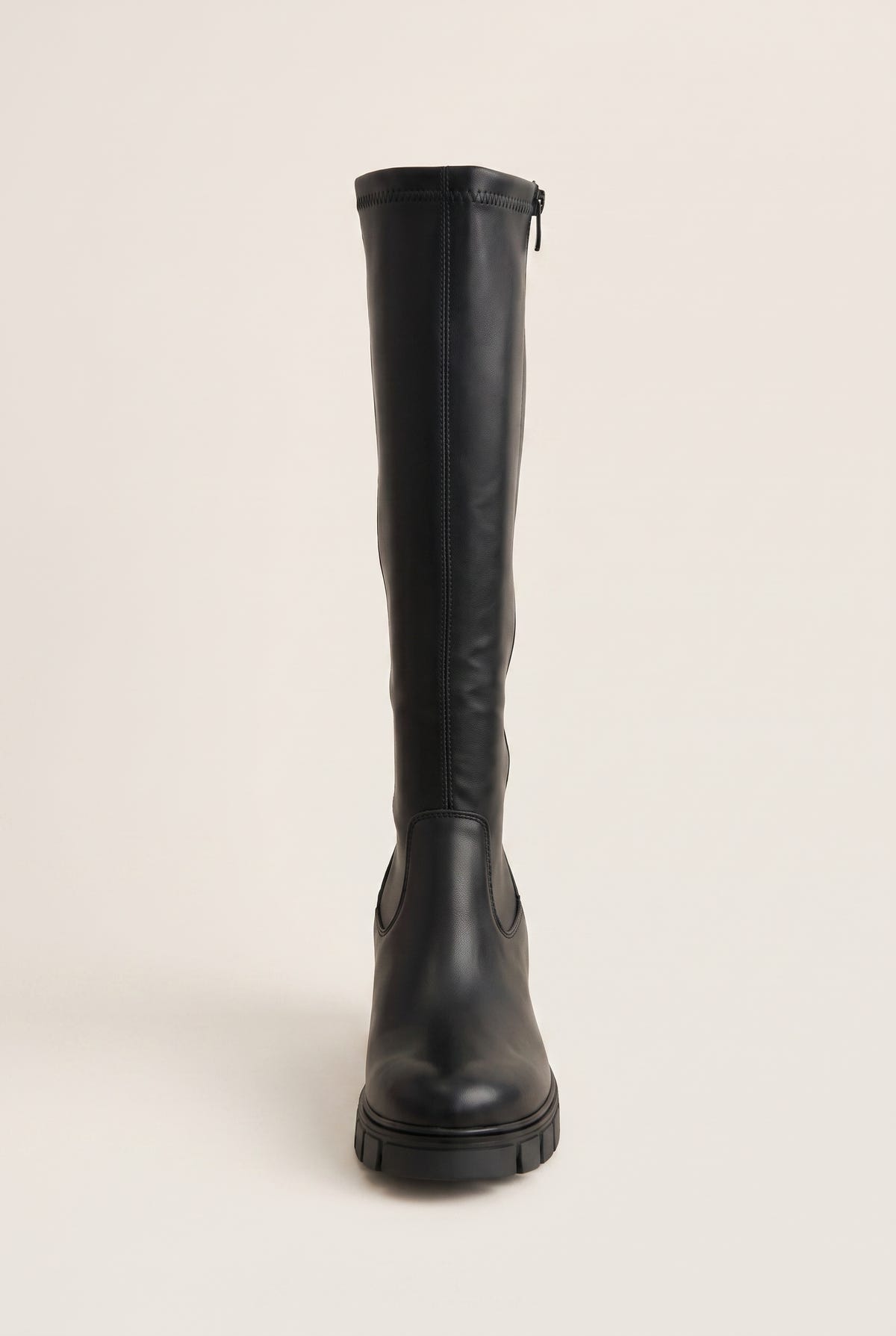 Stiefel mit Chunky-Sohle und Blockabsatz - Schwarz Matt