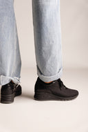 Sneakers con zeppa impermeabili – Tessuto nero