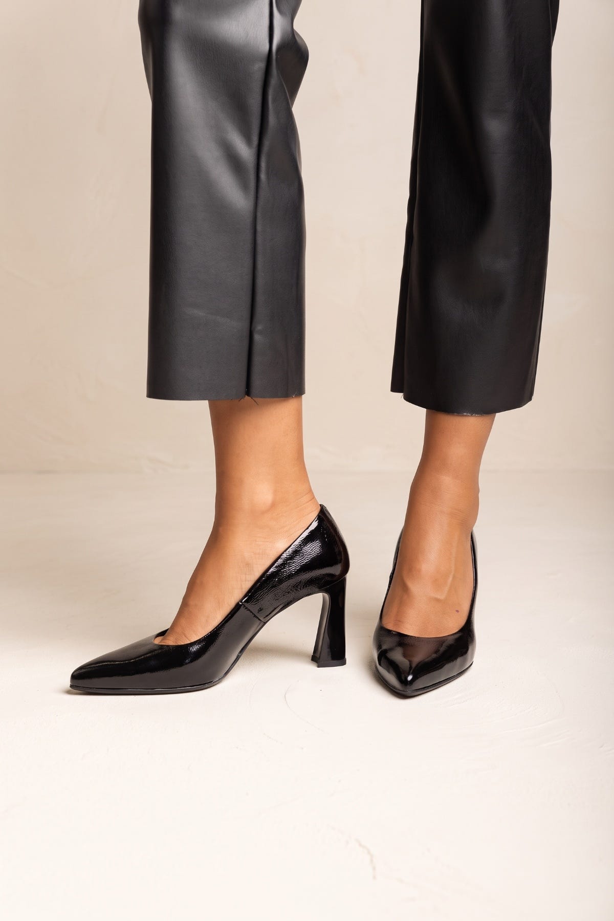 Block Heel Pumps Pointed Toe - Black Patent