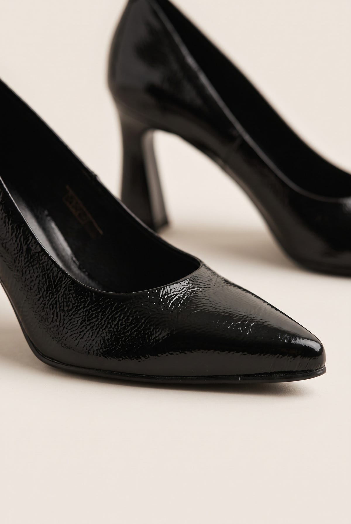 Block Heel Pumps Pointed Toe - Black Patent