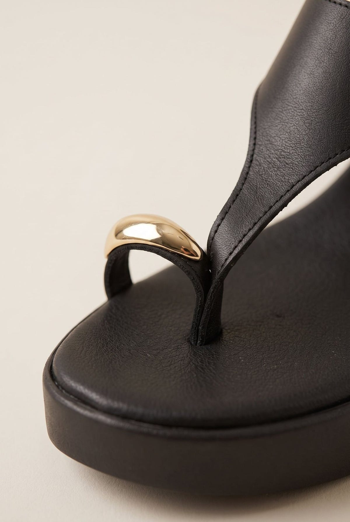 Wedge Toe Ring Sandals T-Strap - Black Matte-Wedge Toe Ring Sandals T-Strap - Black Matte