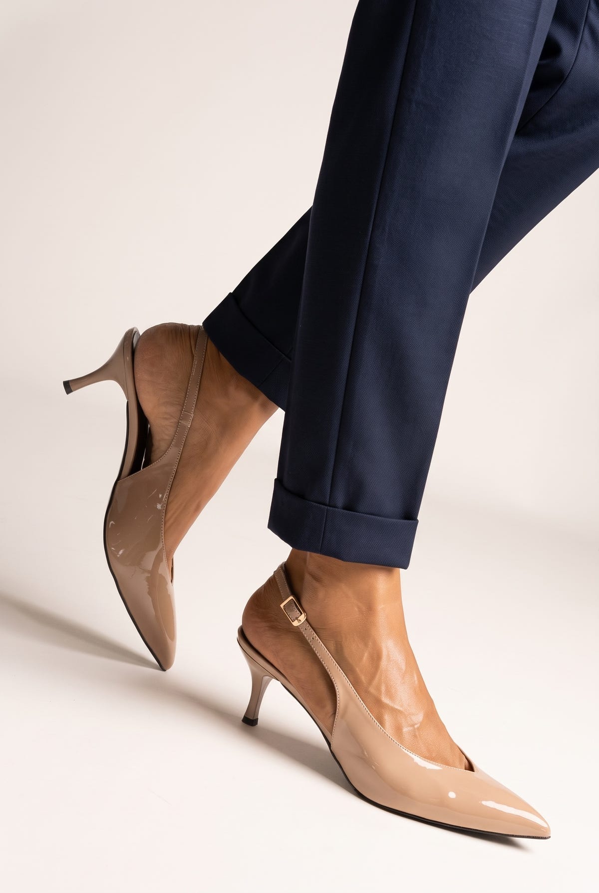 Slingback Pumps Pointed Toe - Nude Patent