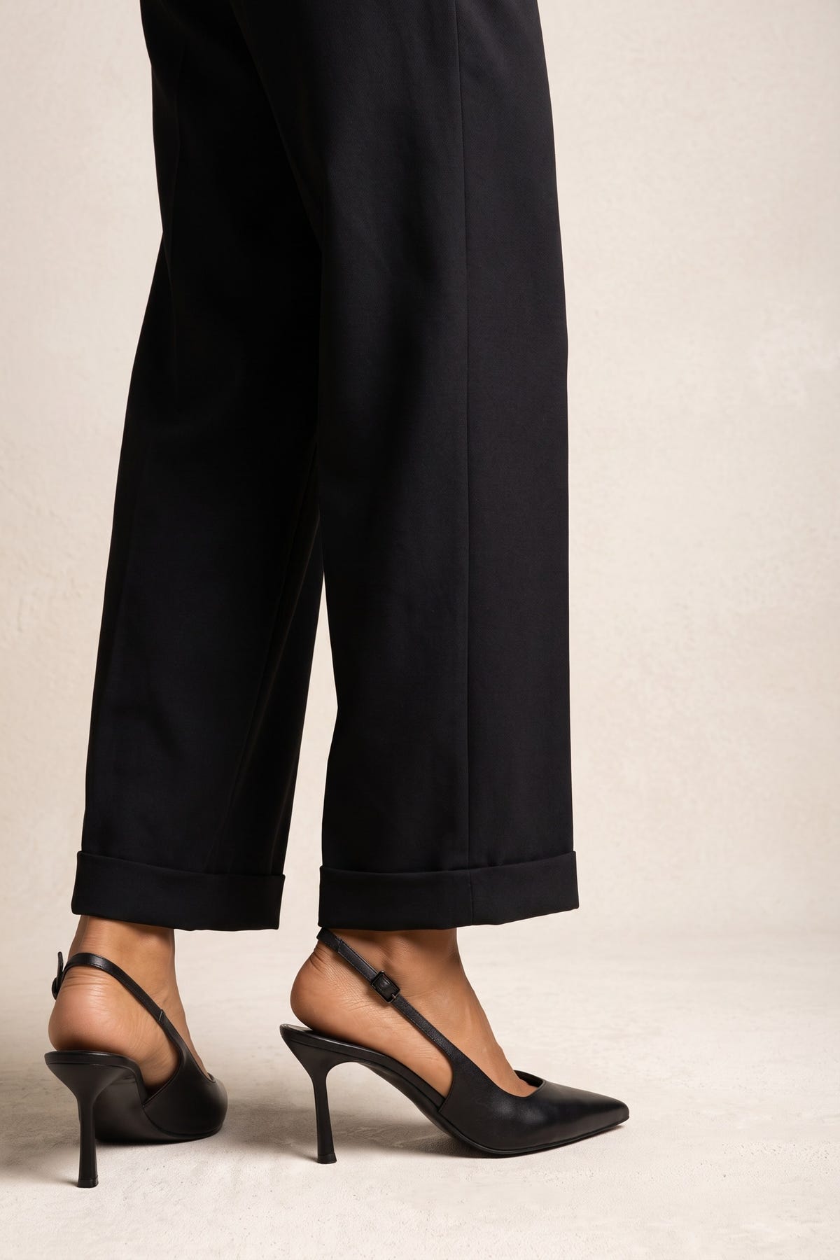 Stiletto Slingback Pumps Pointed Toe - Black Matte