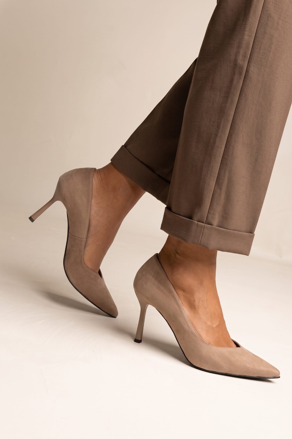 Stiletto Pumps Pointed Toe - Taupe Suede