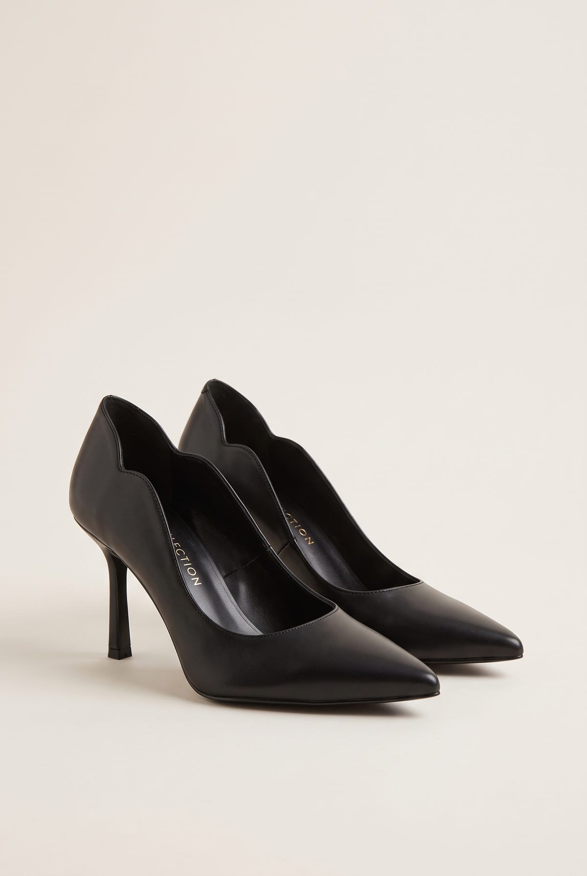 Stiletto Pumps Pointed Toe Scallop - Black Matte
