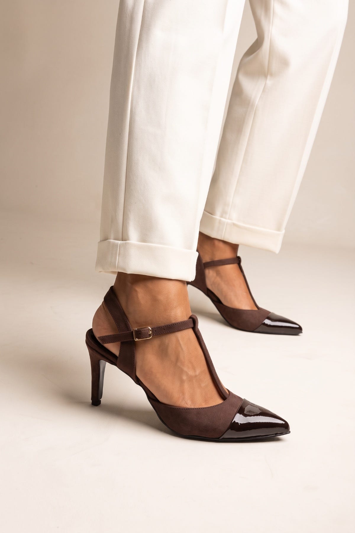 Stiletto Pumps T-Strap Pointed Toe - Chocolate Suede Patent