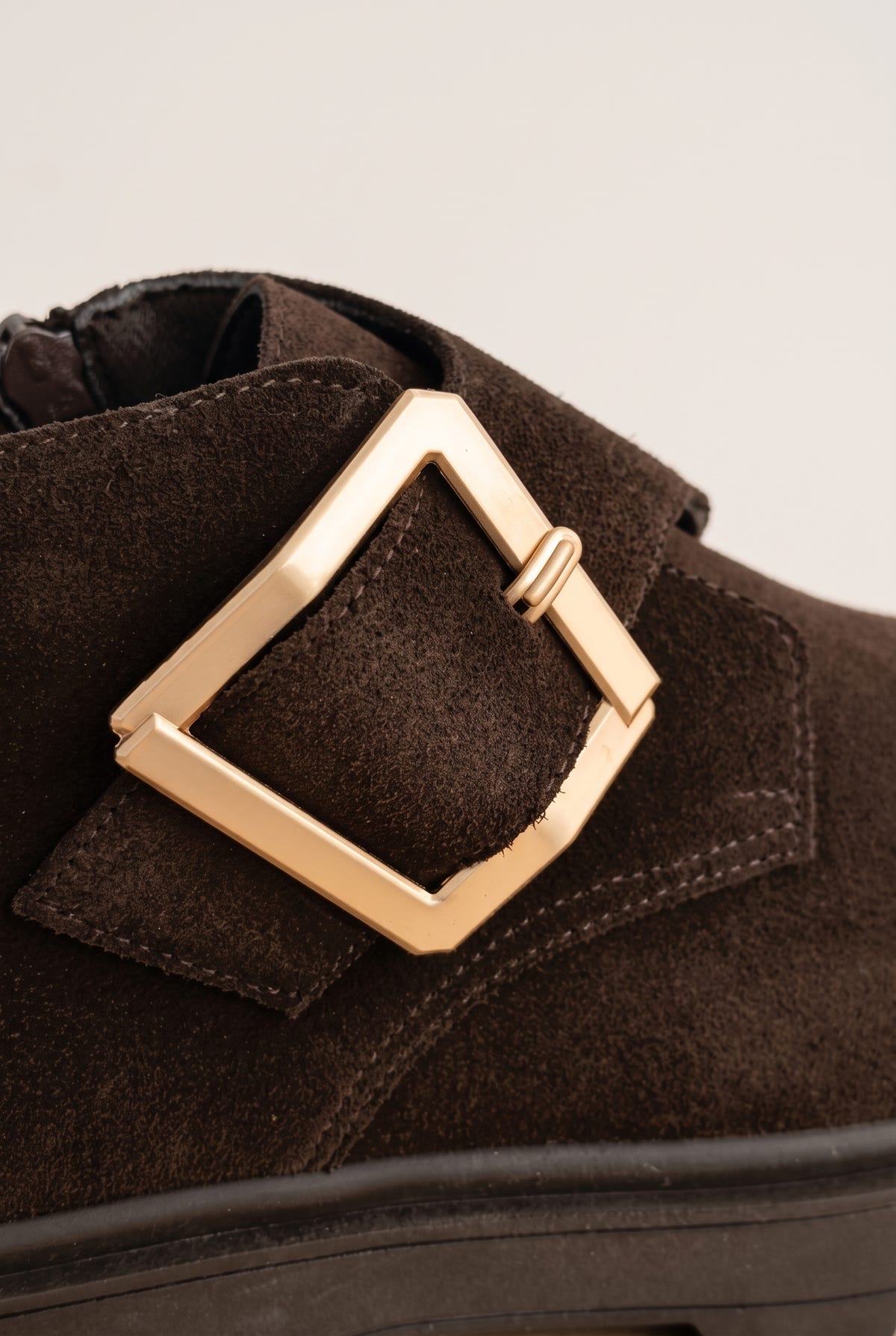 Ankle Boots Statement Buckle - Brown Suede
