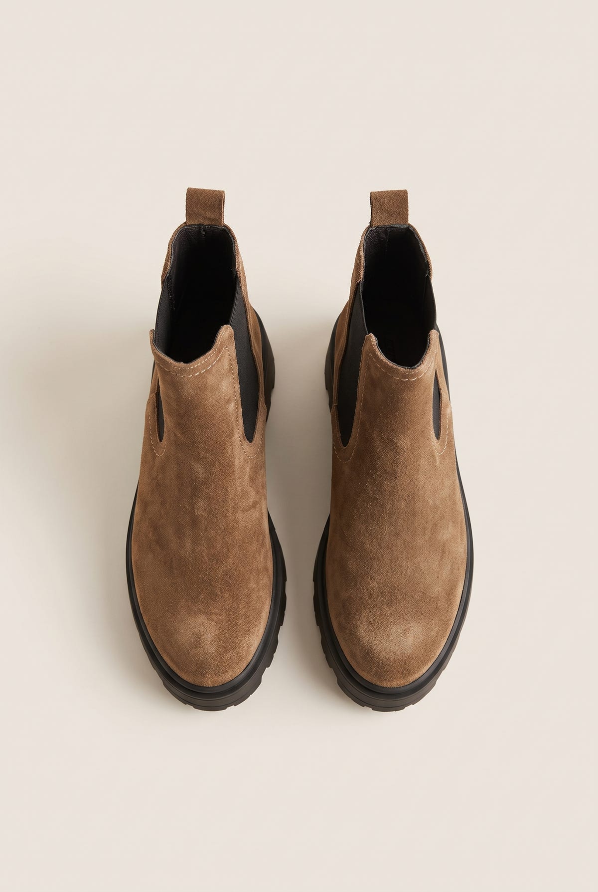 Chelsea Ankle Boots Round Toe - Taupe Suede