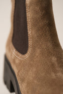 Chelsea Ankle Boots Round Toe - Taupe Suede