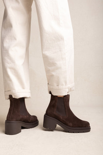Chelsea Ankle Boots Block Heel - Brown Suede