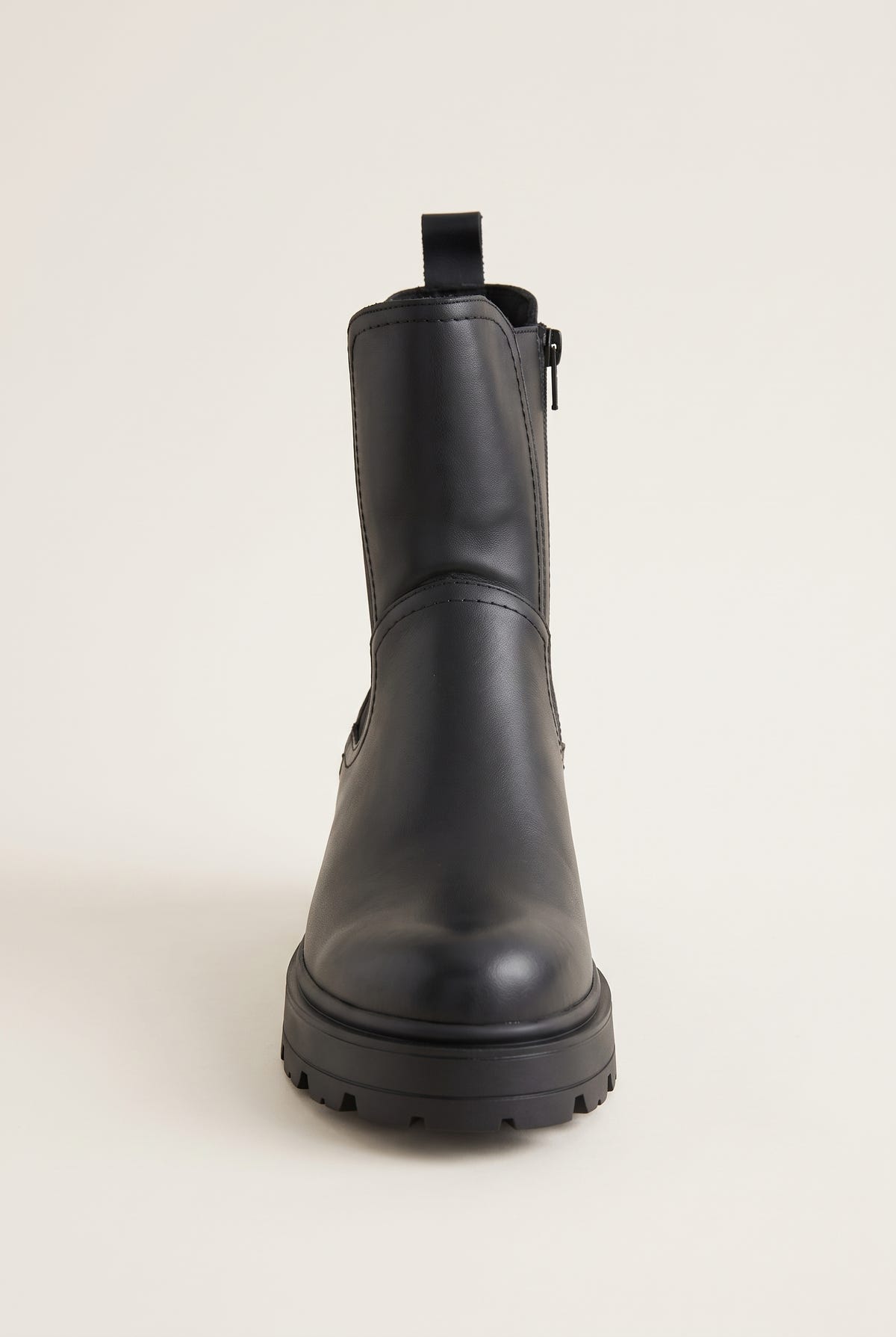 Chelsea Ankle Boots Chunky Sole - Black Matte