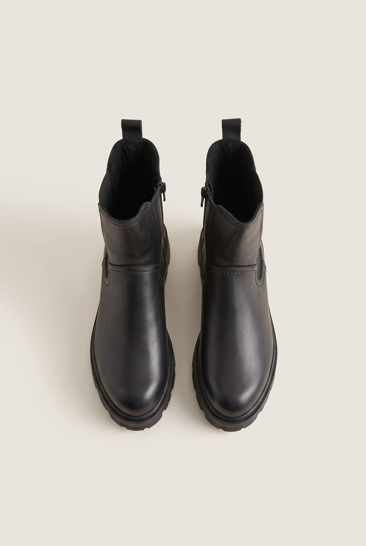 Chelsea Ankle Boots Chunky Sole - Black Matte