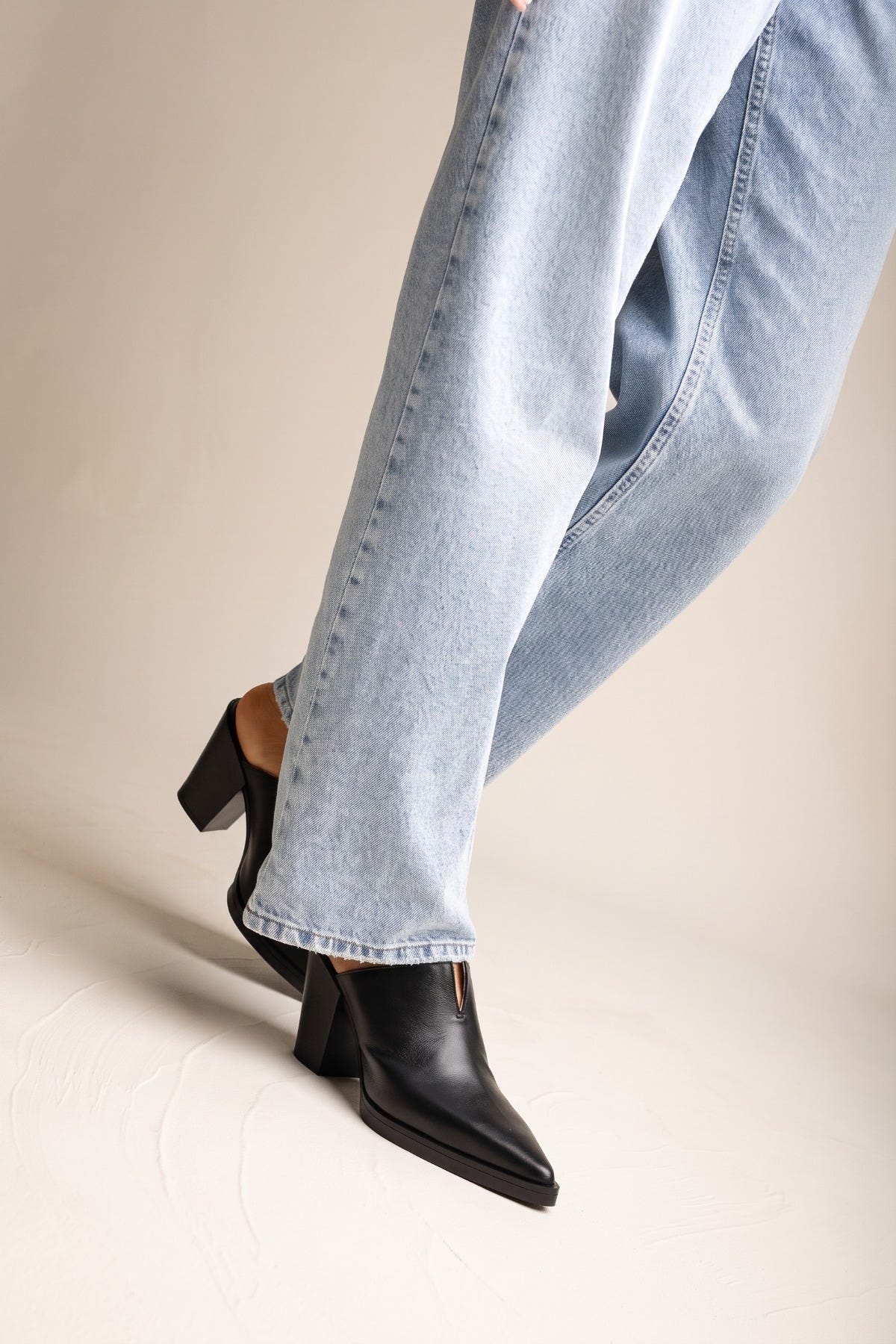 Block Heel Mules Pointed Toe - Brown Matte