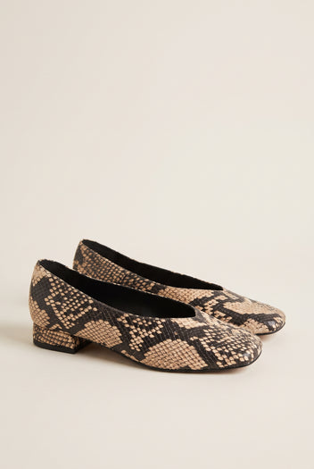 Ballet Flats Square Toe - Beige Snake Print