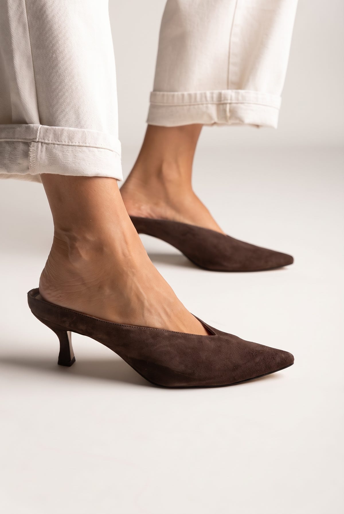 Kitten Heel Mules Pointed Toe - Brown Suede