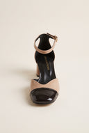 Block Heel Pumps V Cut - Black/Biscuit Pattent