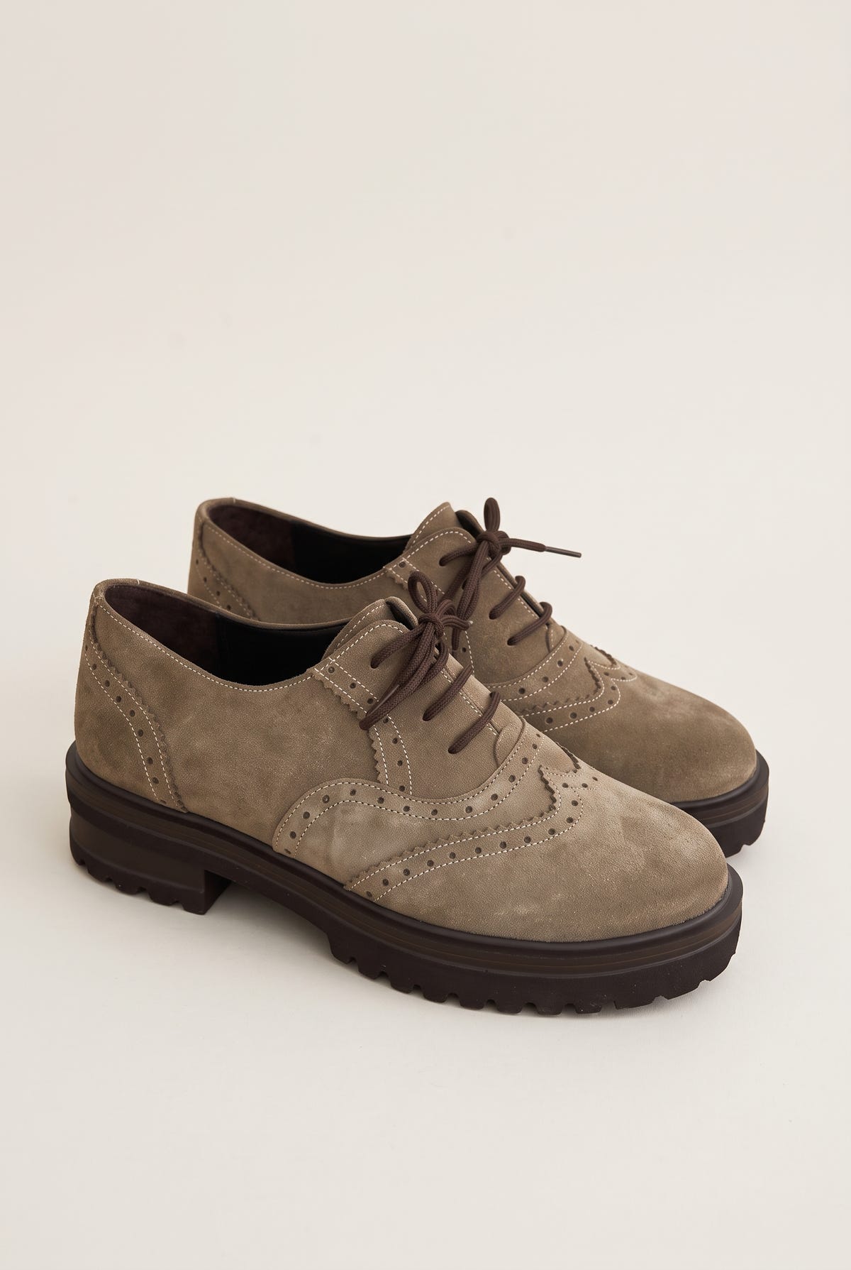 Brogue Lace Up Shoes Chunky Sole - Beige Suede