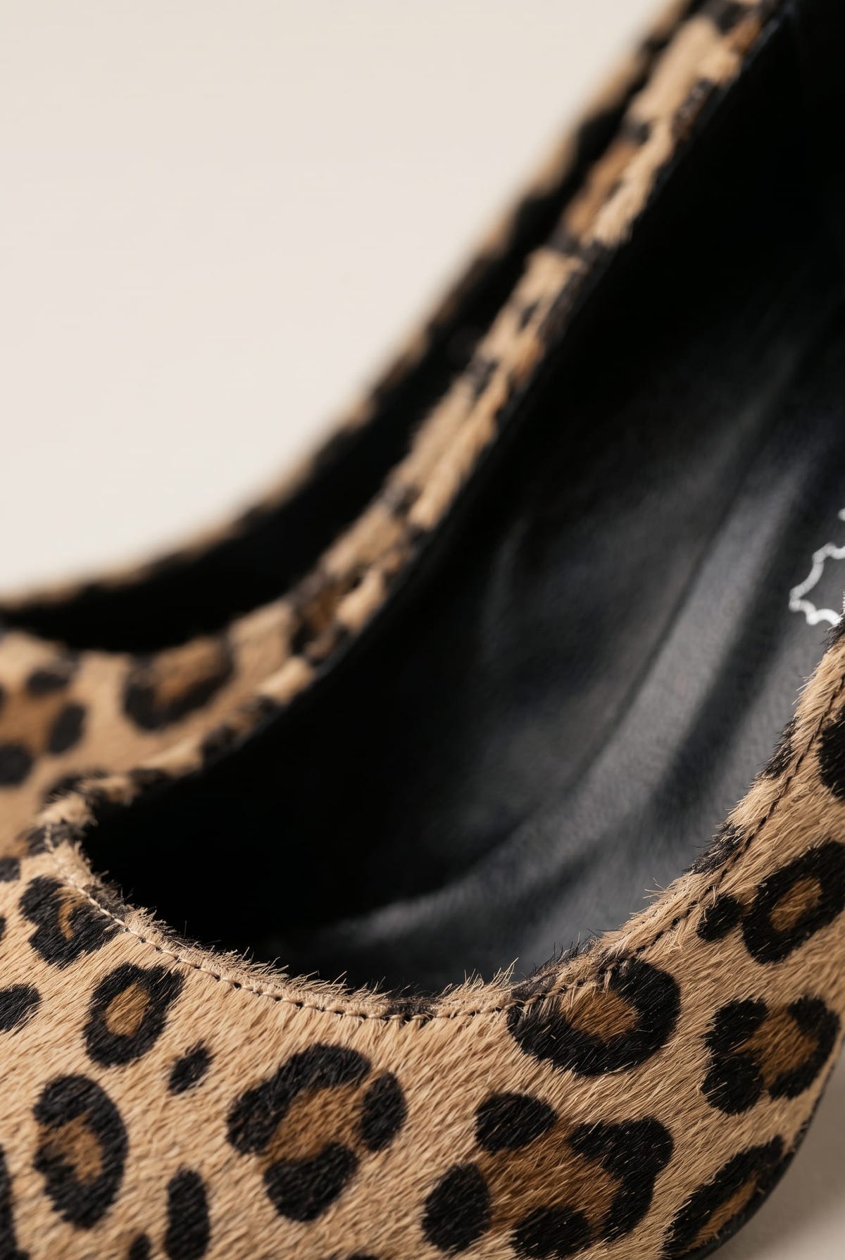 Stiletto Pumps Pointed Toe - Leopard Pony