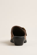 Clogs Buckle Strap - Beige Suede
