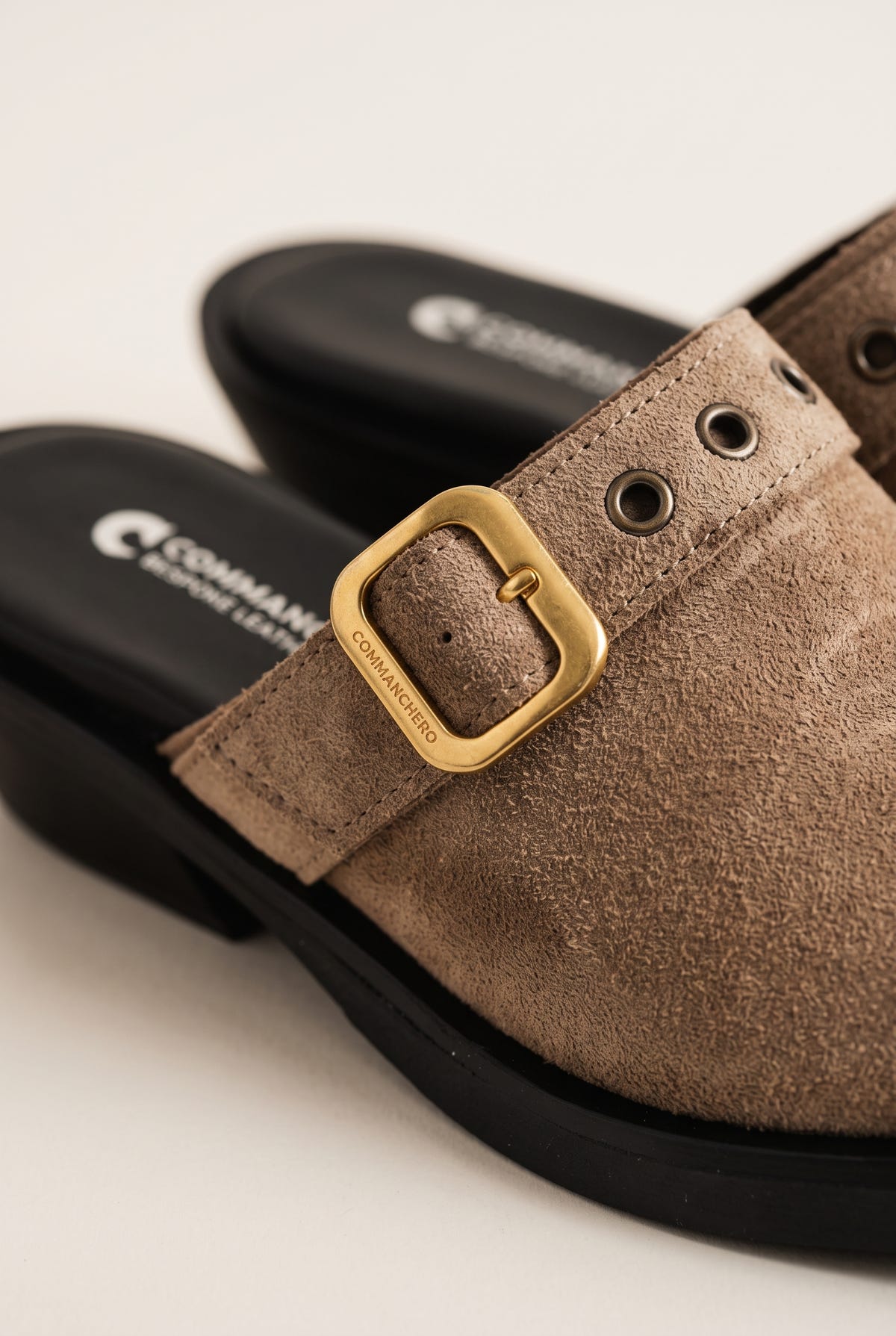 Clogs Buckle Strap - Beige Suede