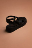 Σανδάλια δερμάτινα flatforms Estil - Μαύρο