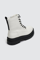 Αρβυλάκια chunky λουστρίνι - Λευκό - thefashionproject.gr - The Fashion Project