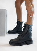 Αρβυλάκια δερμάτινα με chunky σόλα Ragazza 0281 - Μαύρο - thefashionproject.gr - RAGAZZA
