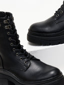 Αρβυλάκια με τρακτερωτή σόλα Refresh 171984 - Μαύρο - thefashionproject.gr - Refresh