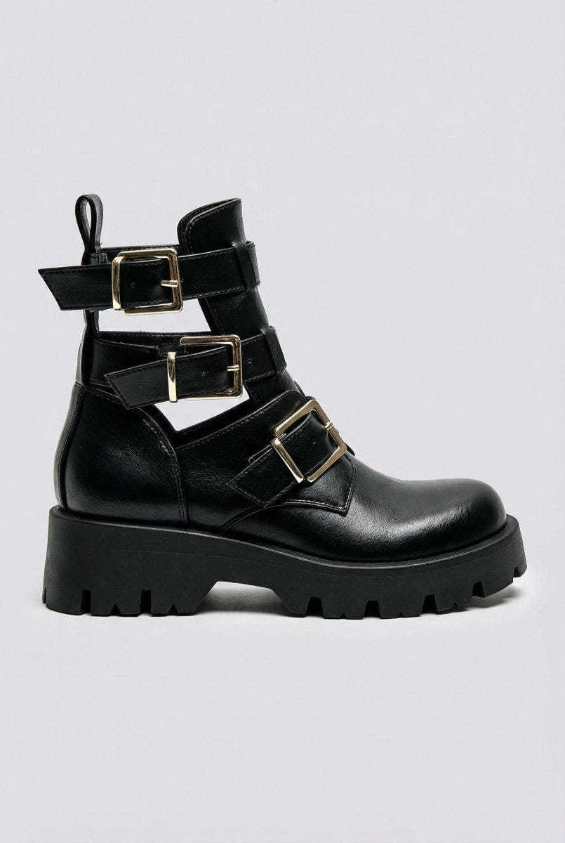 Ideal shoes - Biker Ankle Boots Cut Out Detail - Black Matte