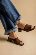 IRIS - Block Heel Mules - Brown Suede