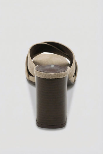 Ideal shoes - Block Heel Mules - Taupe Suede