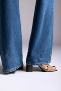 Ideal shoes - Block Heel Mules - Taupe Suede