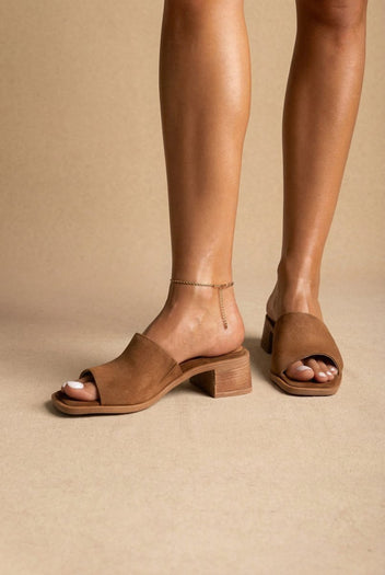 IRIS - Block Heel Mules - Taupe Suede