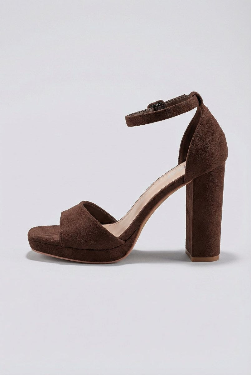 MARQUIIZ - Block Heel Sandals - Brown Suede