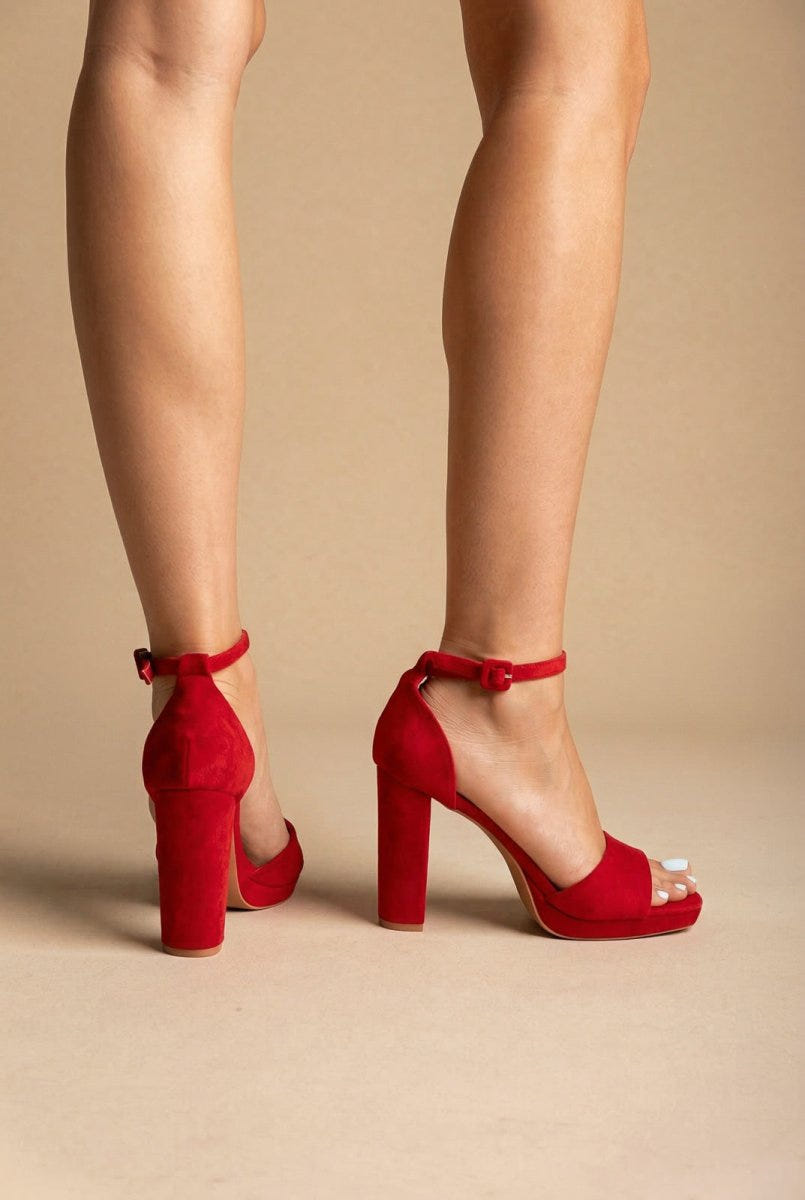 MARQUIIZ - Block Heel Sandals - Red Suede