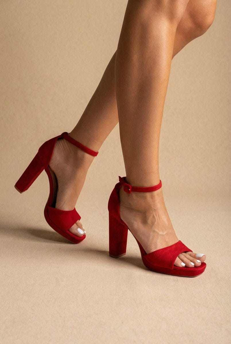 MARQUIIZ - Block Heel Sandals - Red Suede