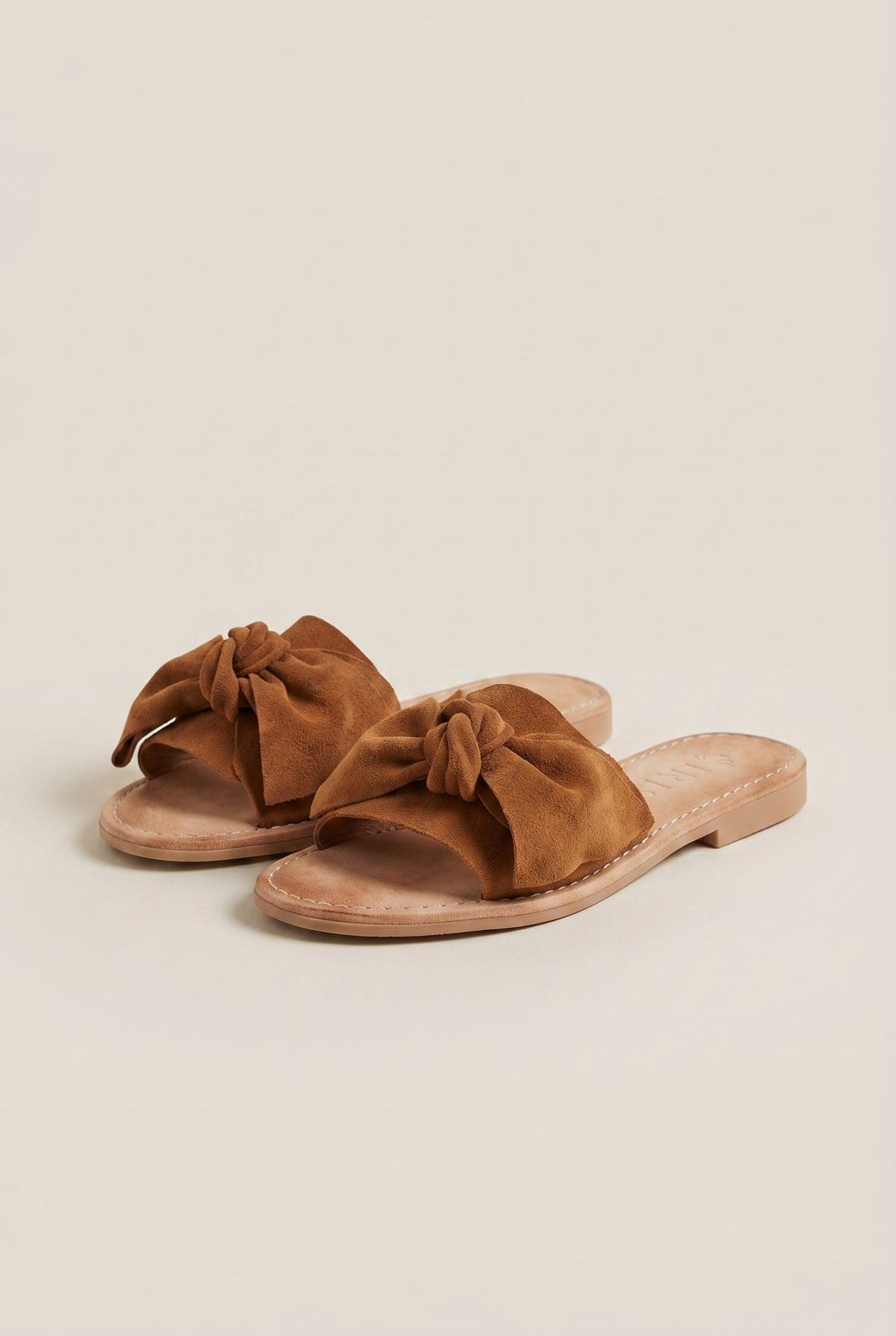 IRIS - Bow Detail Sandals - Tan Suede