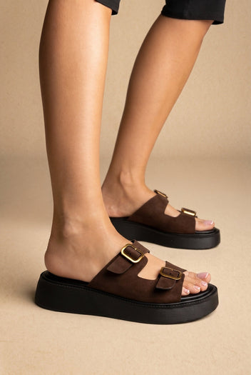 Estil - Buckle Flatform Sandals Comfort - Brown Suede