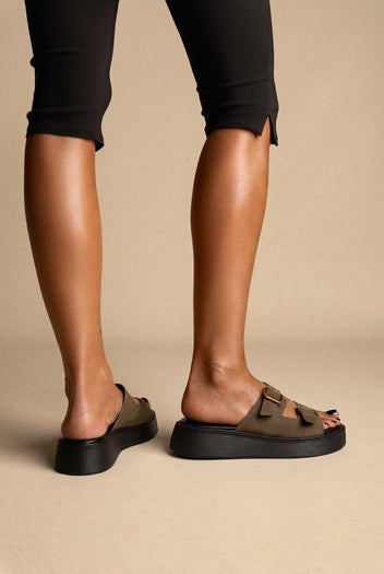 Estil - Buckle Flatform Sandals Comfort - Olive Suede