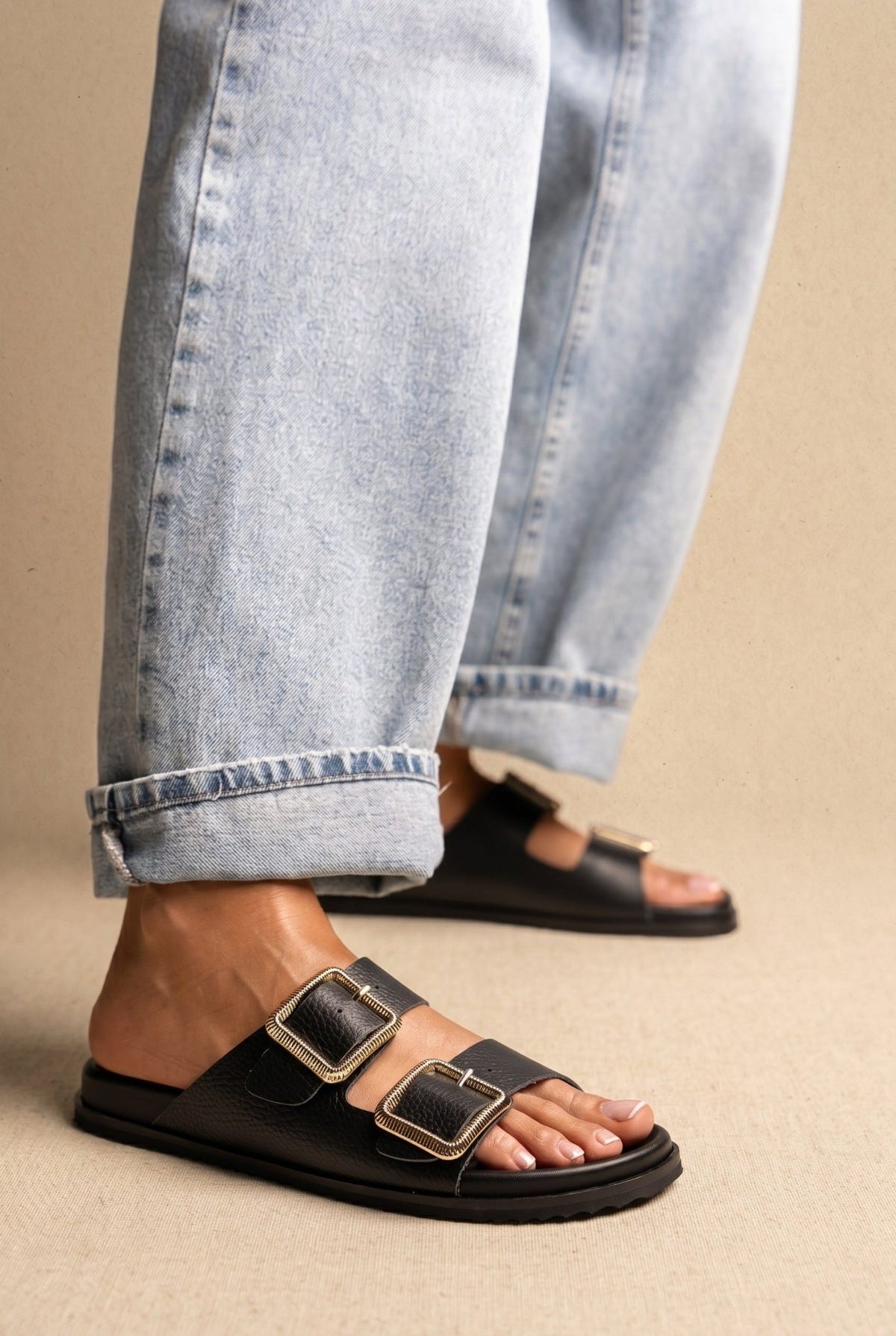 ATENEO - Buckle Sandals Lightweight Sole - Black Matte
