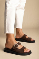 Estil - Buckle Suede Sandals Comfort - Brown Suede