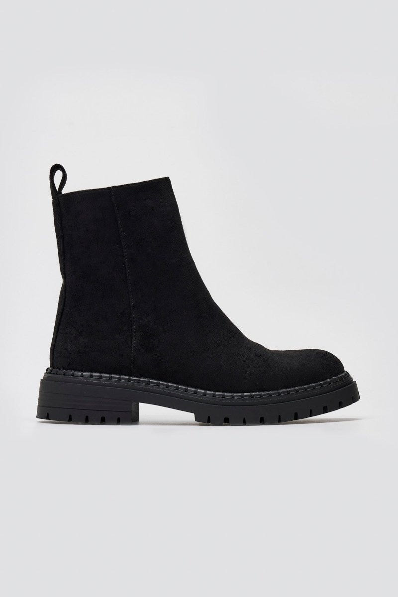 Casual Suede Ankle Boots with Zipper - Black Suede - thefashionproject.gr - Ideal shoes