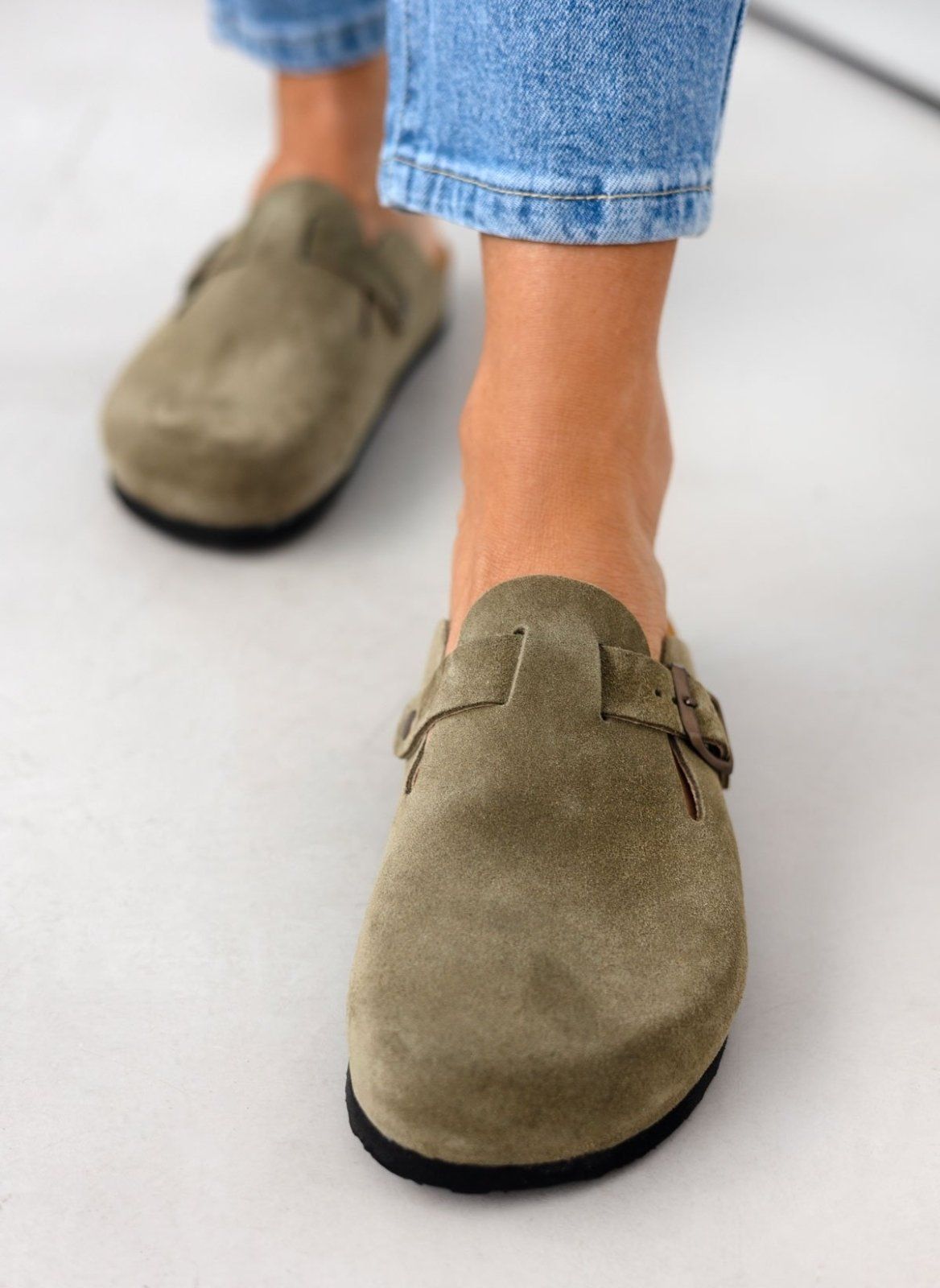 Clogs ανατομικά από δέρμα καστόρι Plakton 181539 - Χακί ανοιχτό - thefashionproject.gr - Plakton