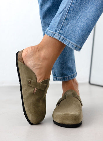 Clogs ανατομικά από δέρμα καστόρι Plakton 181539 - Χακί ανοιχτό - thefashionproject.gr - Plakton