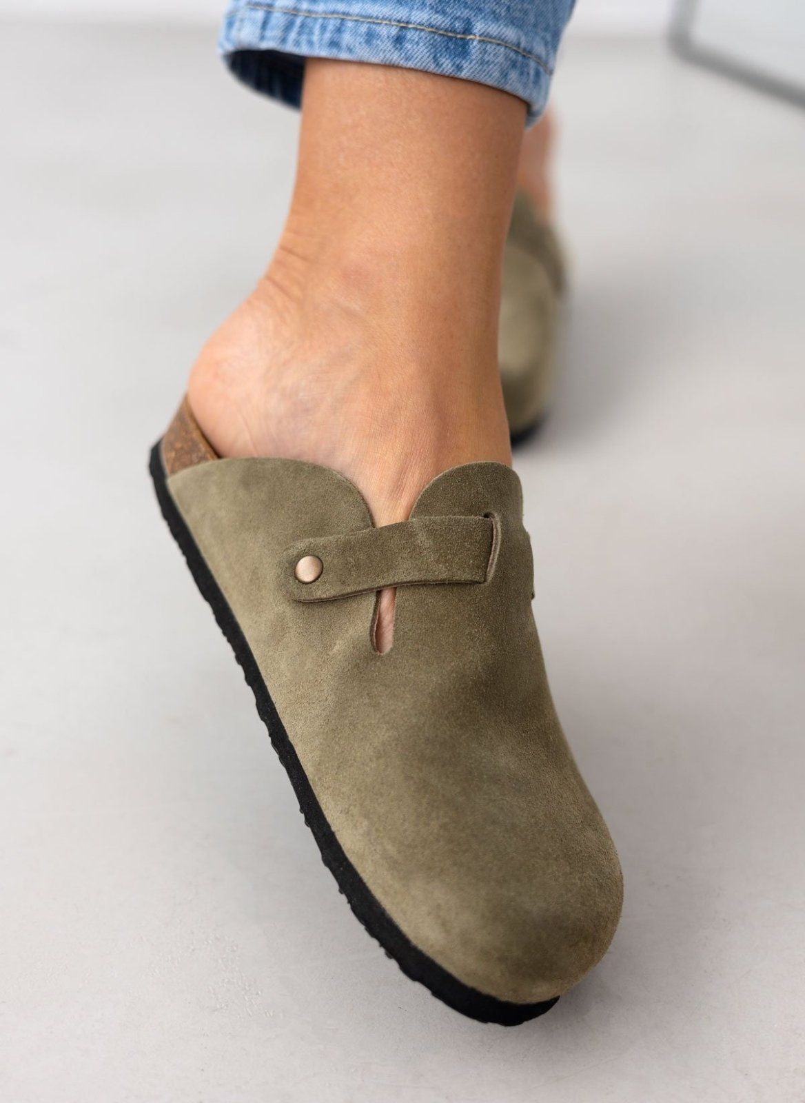 Clogs ανατομικά από δέρμα καστόρι Plakton 181539 - Χακί ανοιχτό - thefashionproject.gr - Plakton