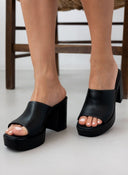 Clogs δερμάτινα Ragazza 0920 - Μαύρο - thefashionproject.gr - RAGAZZA