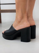 Clogs δερμάτινα Ragazza 0920 - Μαύρο - thefashionproject.gr - RAGAZZA