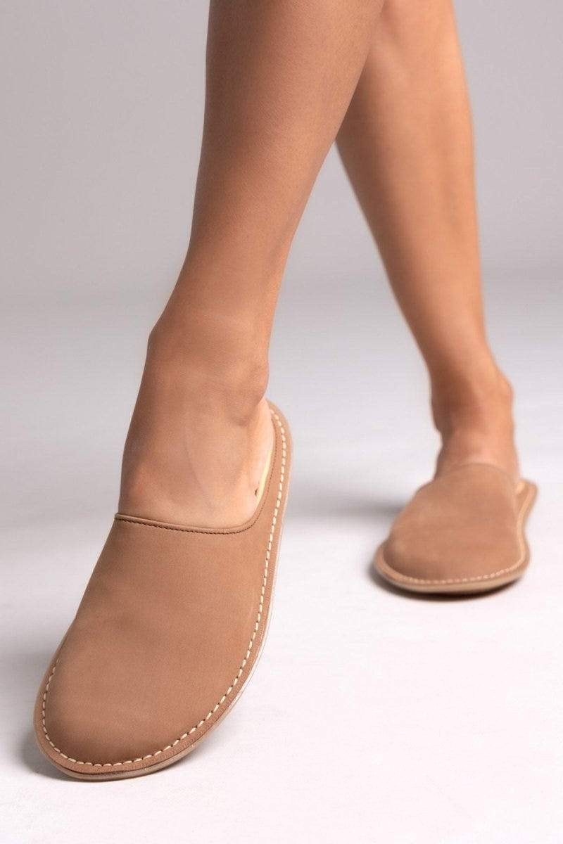 Clogs καστόρινα με εξωτερική ραφή Tfp - Καφέ - thefashionproject.gr - TFP