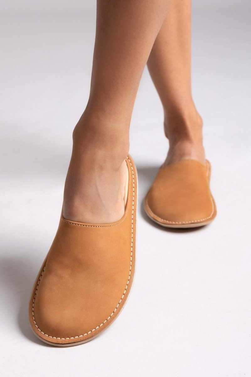 Clogs καστόρινα με εξωτερική ραφή Tfp - Μπεζ - thefashionproject.gr - TFP